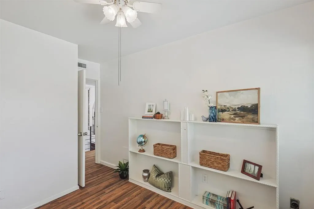 4039 Cole Avenue, #101