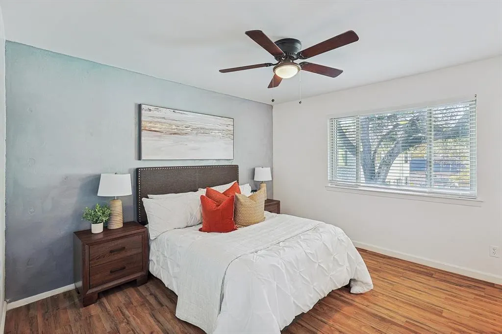 4039 Cole Avenue, #101