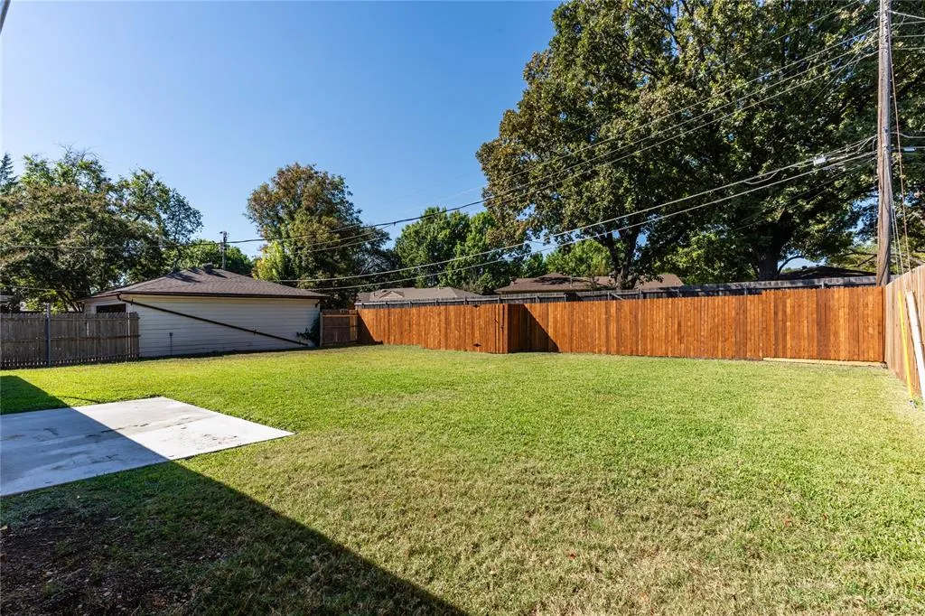 9225 Plano Road