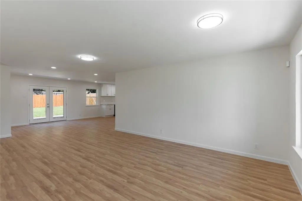 9225 Plano Road
