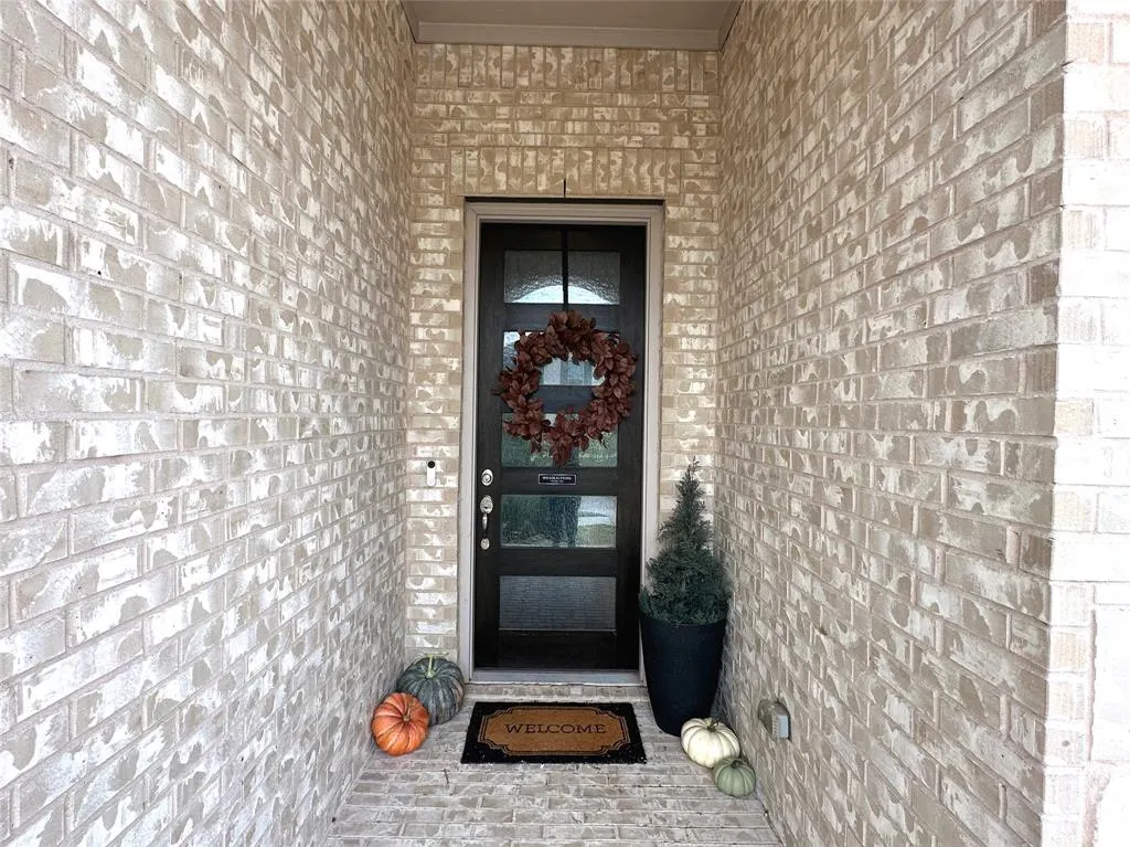 7313 Bird Cherry Lane