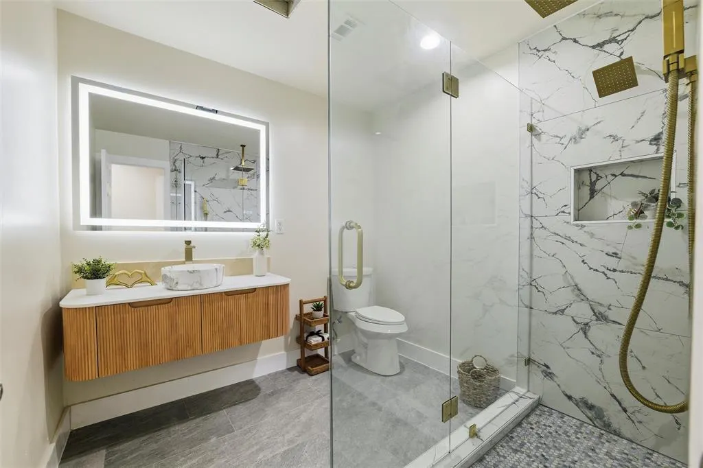 6010 Rock Garden Trail