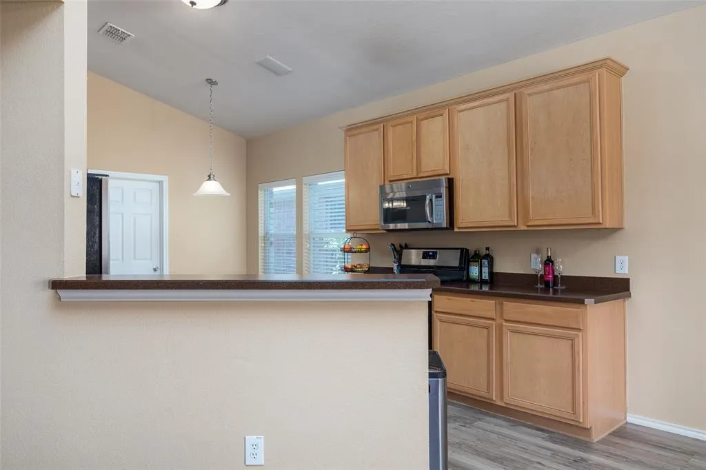 1613 Bluebird Drive
