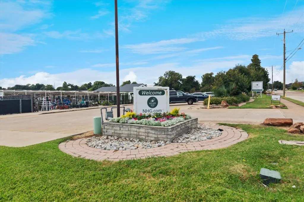 11118 Valleydale Drive, #A