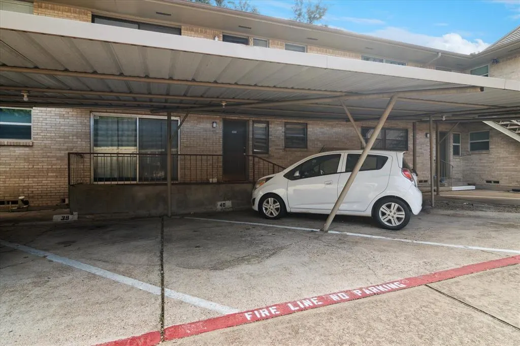 11118 Valleydale Drive, #A