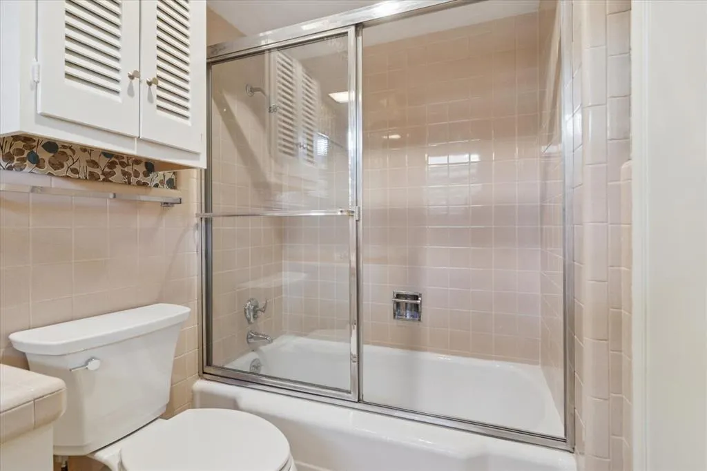 11118 Valleydale Drive, #A