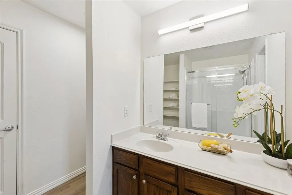 9904 Southgate Drive