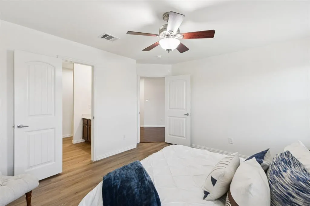 9904 Southgate Drive