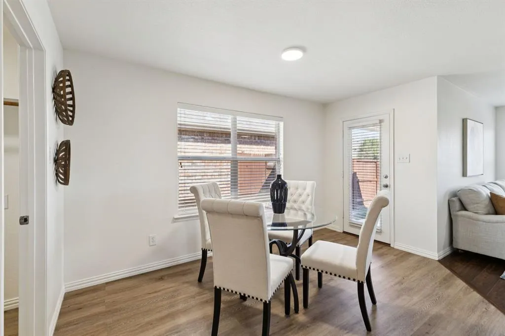 9904 Southgate Drive