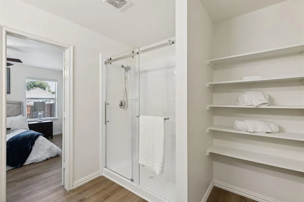 9904 Southgate Drive