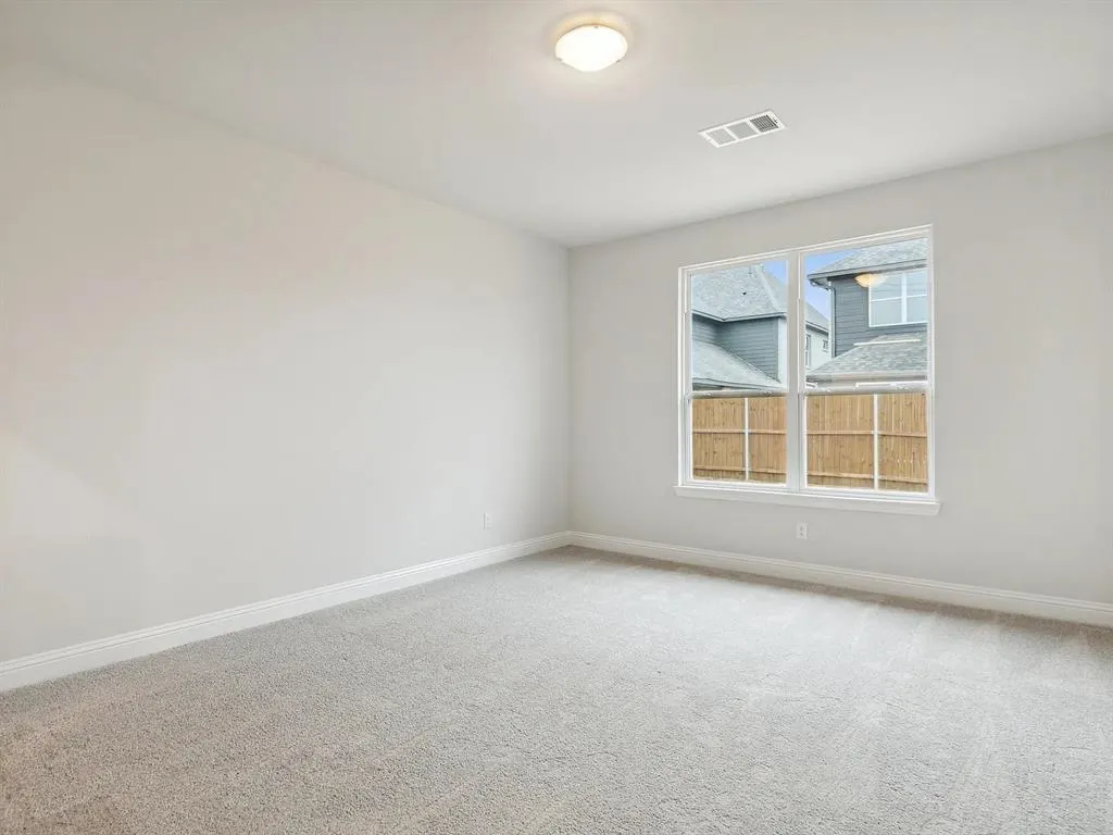 800 Portina Drive