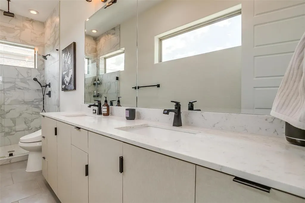 3231 Elihu Street, #101