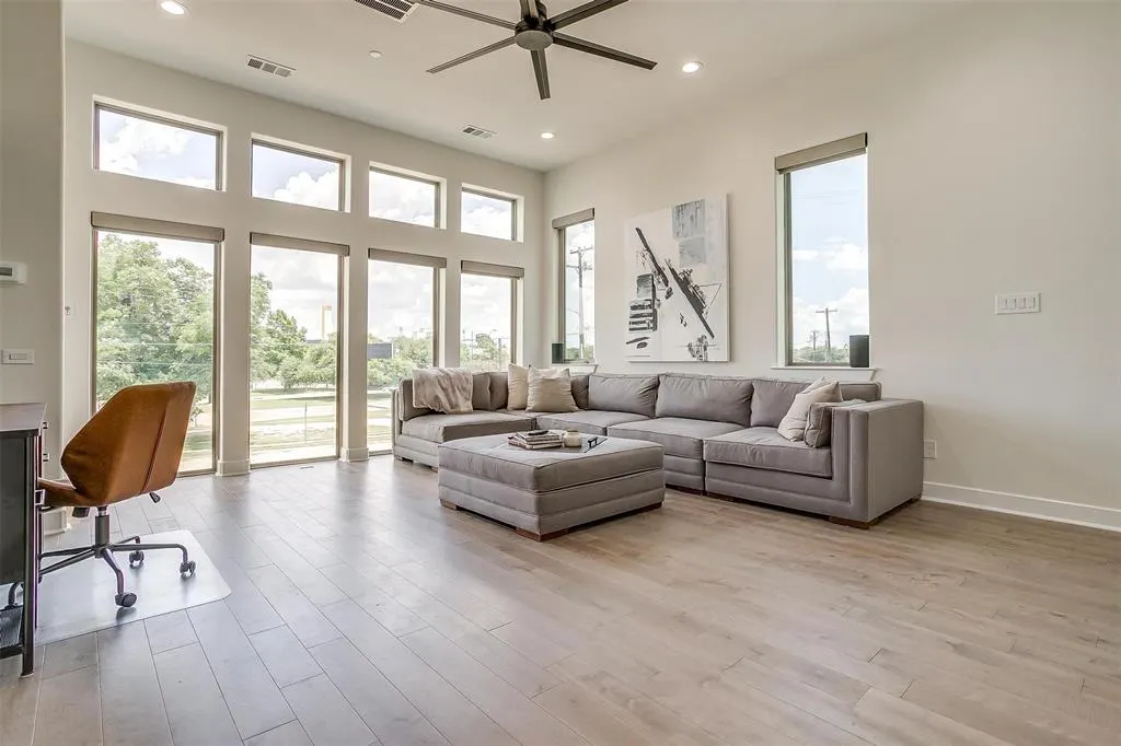 3231 Elihu Street, #101