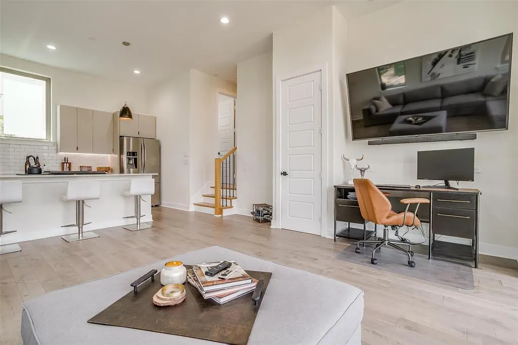 3231 Elihu Street, #101