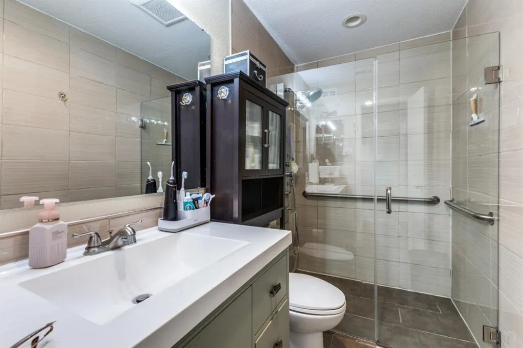 7832 Royal Lane, #212