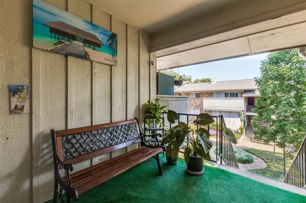 7832 Royal Lane, #212