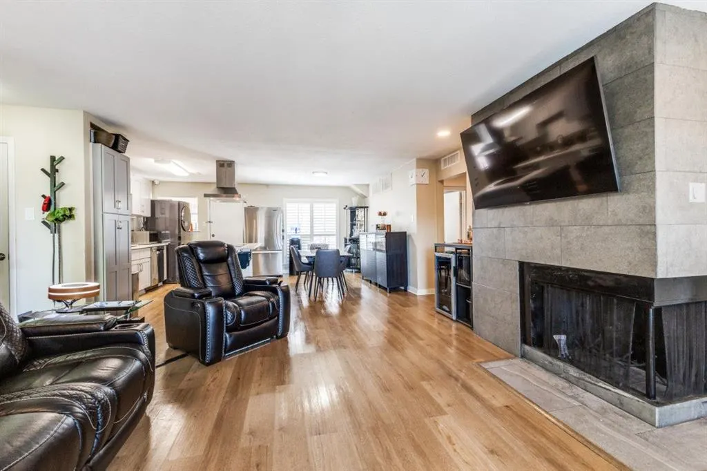 7832 Royal Lane, #212