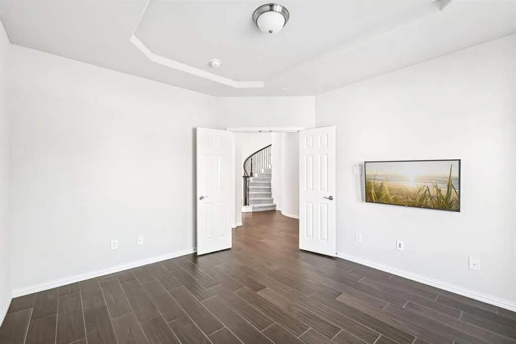 6012 Oakmere Lane