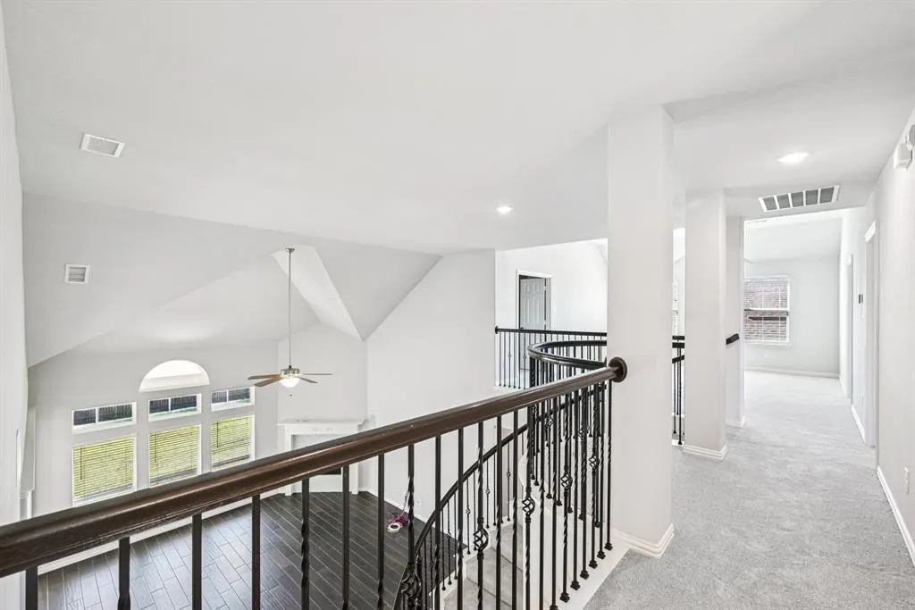 6012 Oakmere Lane