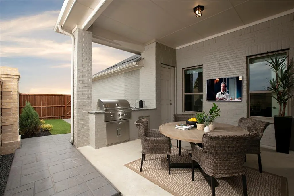 2800 Crane Court