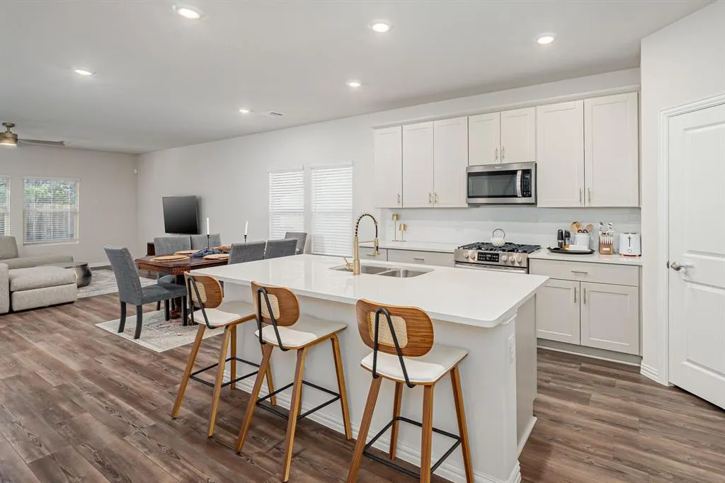 3905 Buckeye Bend