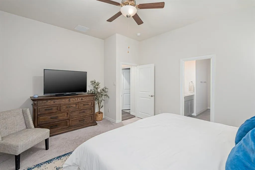 3905 Buckeye Bend