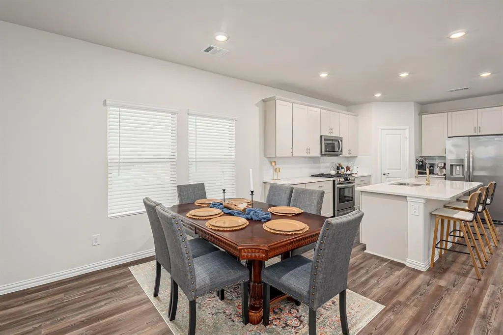 3905 Buckeye Bend