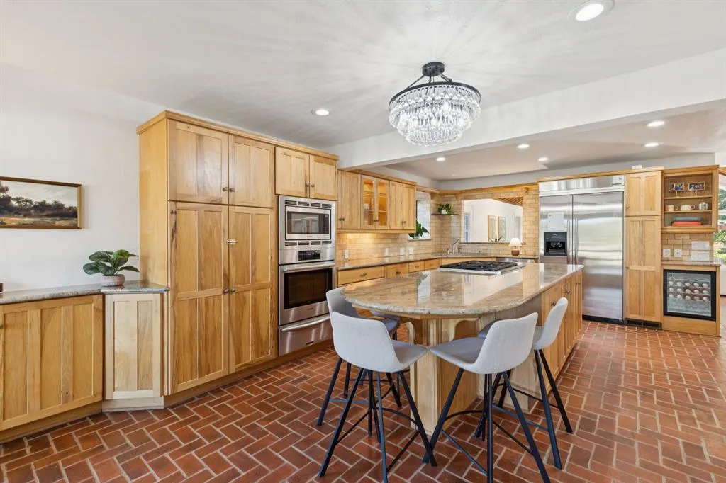 1309 Dumont Drive