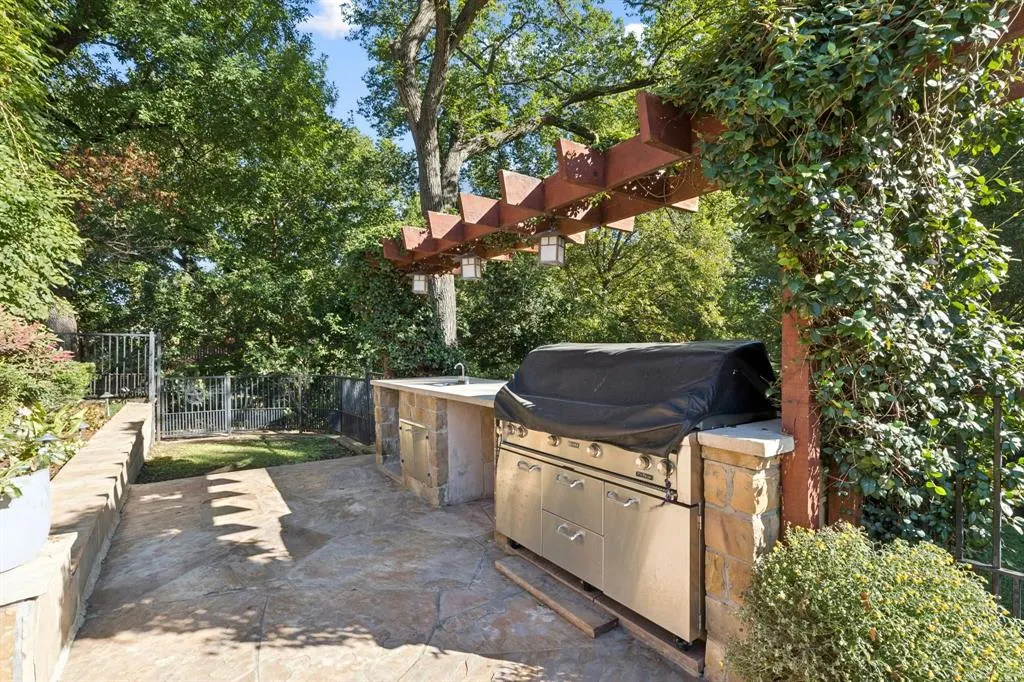 1309 Dumont Drive