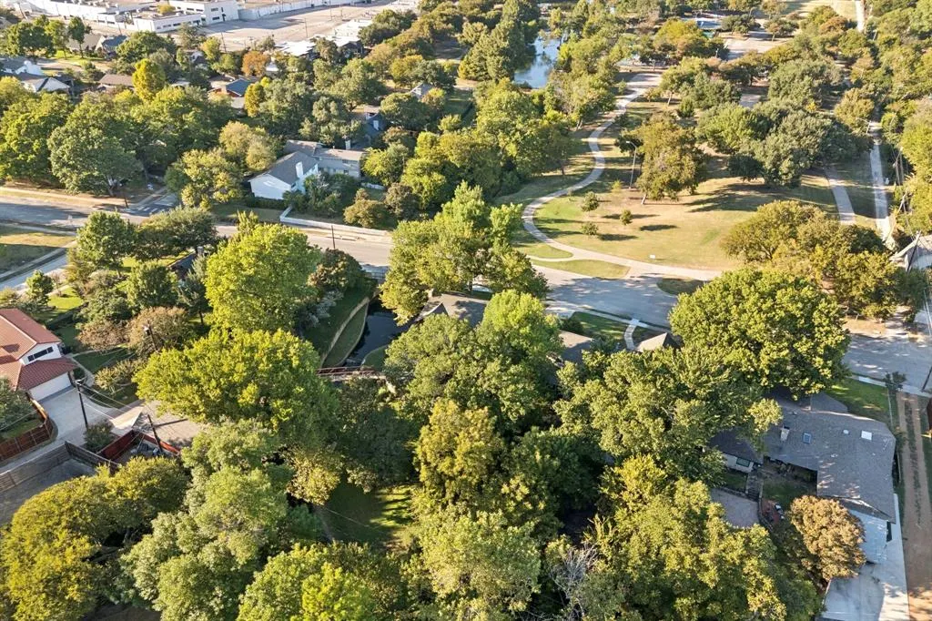 1309 Dumont Drive