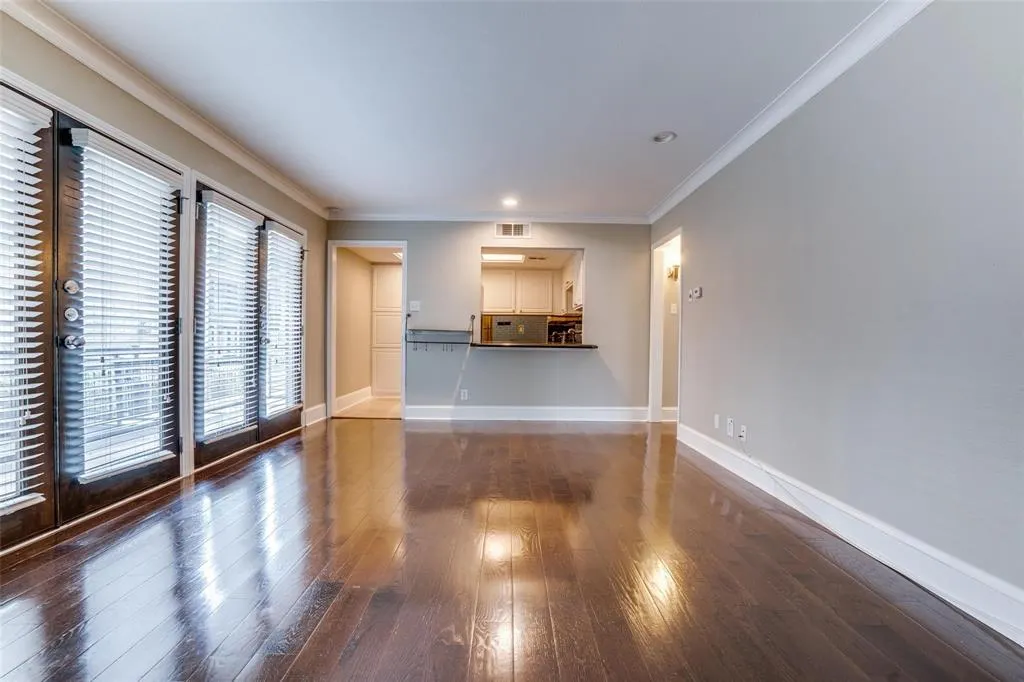 10209 Regal Oaks Drive, #112