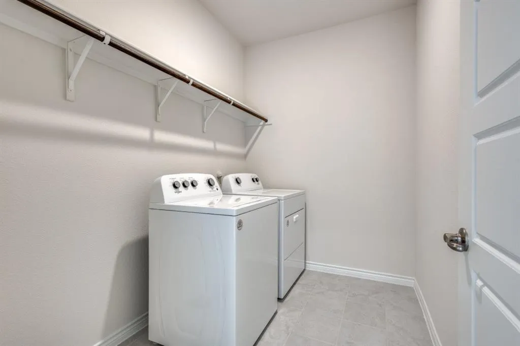10213 Torch Light Lane