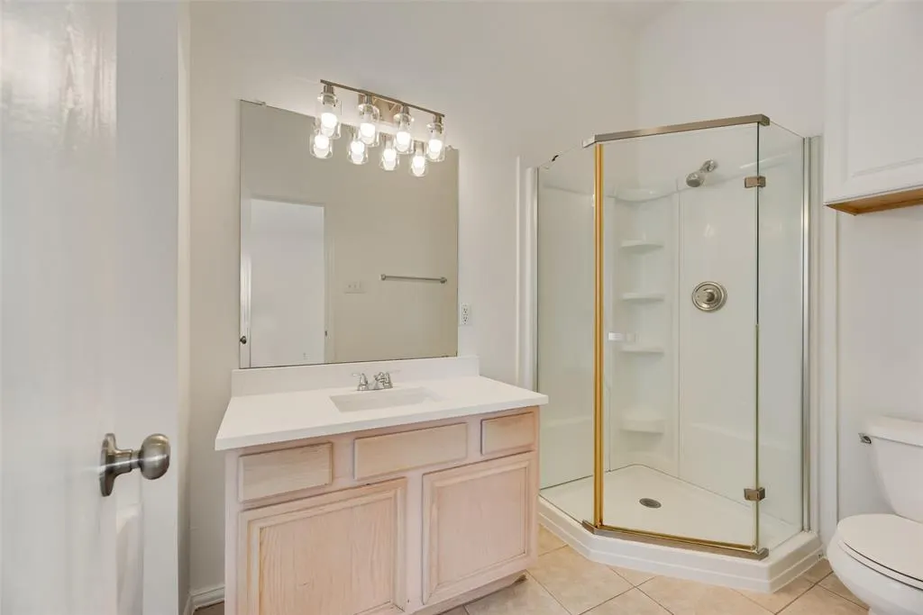 1048 Port Sullivan Drive