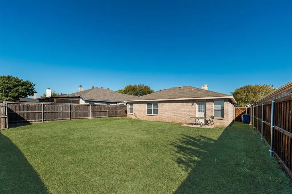 1048 Port Sullivan Drive