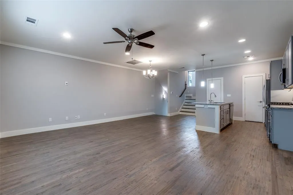 4316 Hartford Street, #18
