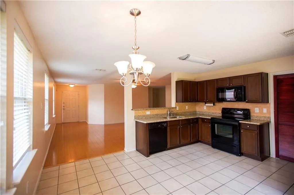 1316 Scenic Hills Drive