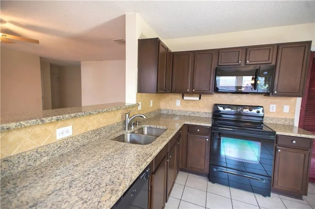 1316 Scenic Hills Drive