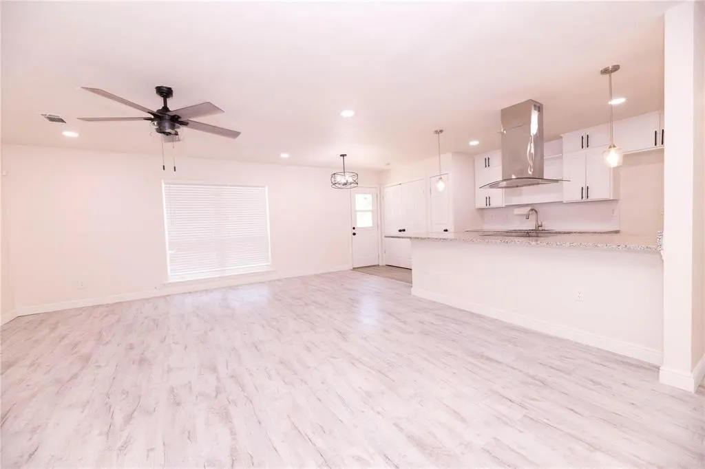 521 Windsor Drive