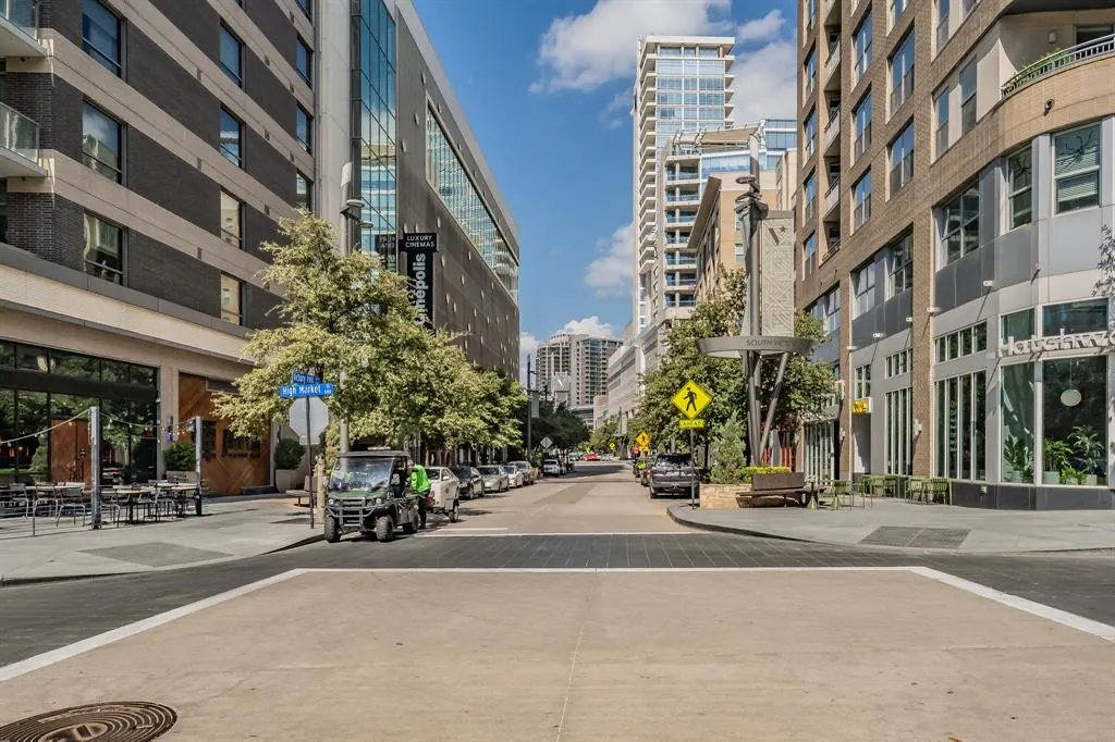 2323 N Houston Street, #310