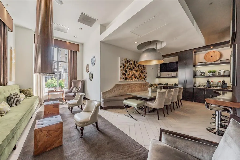2323 N Houston Street, #310