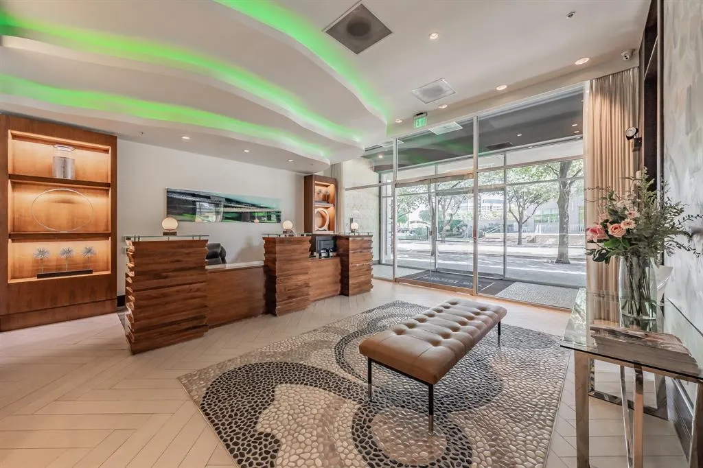 2323 N Houston Street, #310