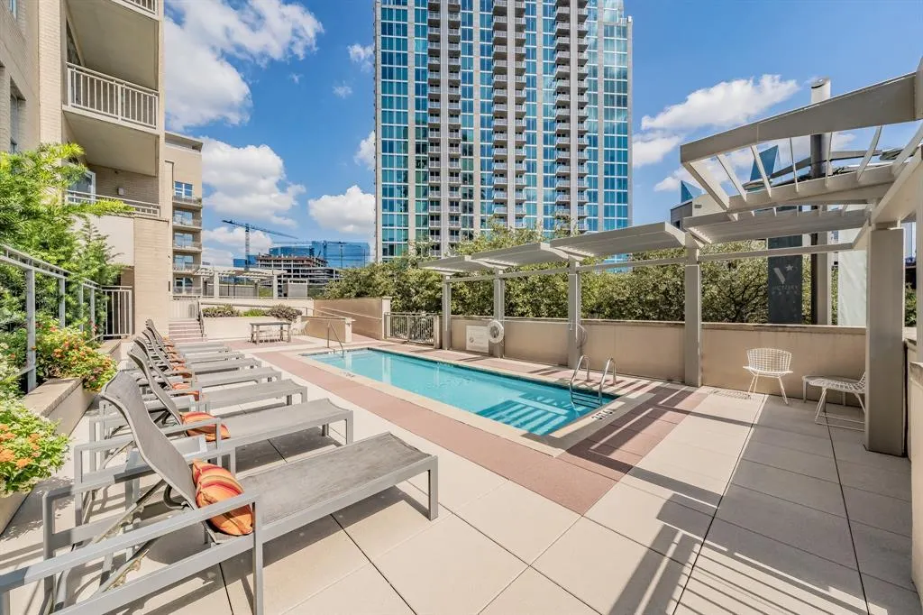 2323 N Houston Street, #310