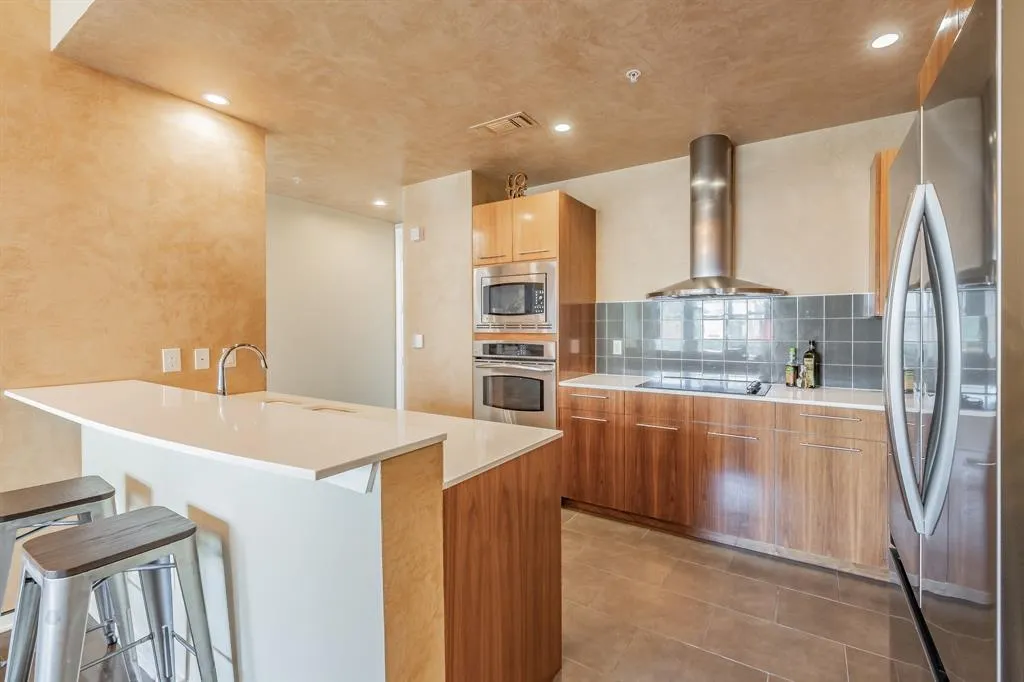 2323 N Houston Street, #310