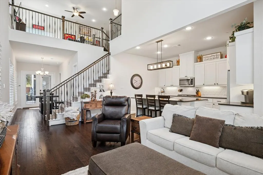 4917 Shore Crest Drive