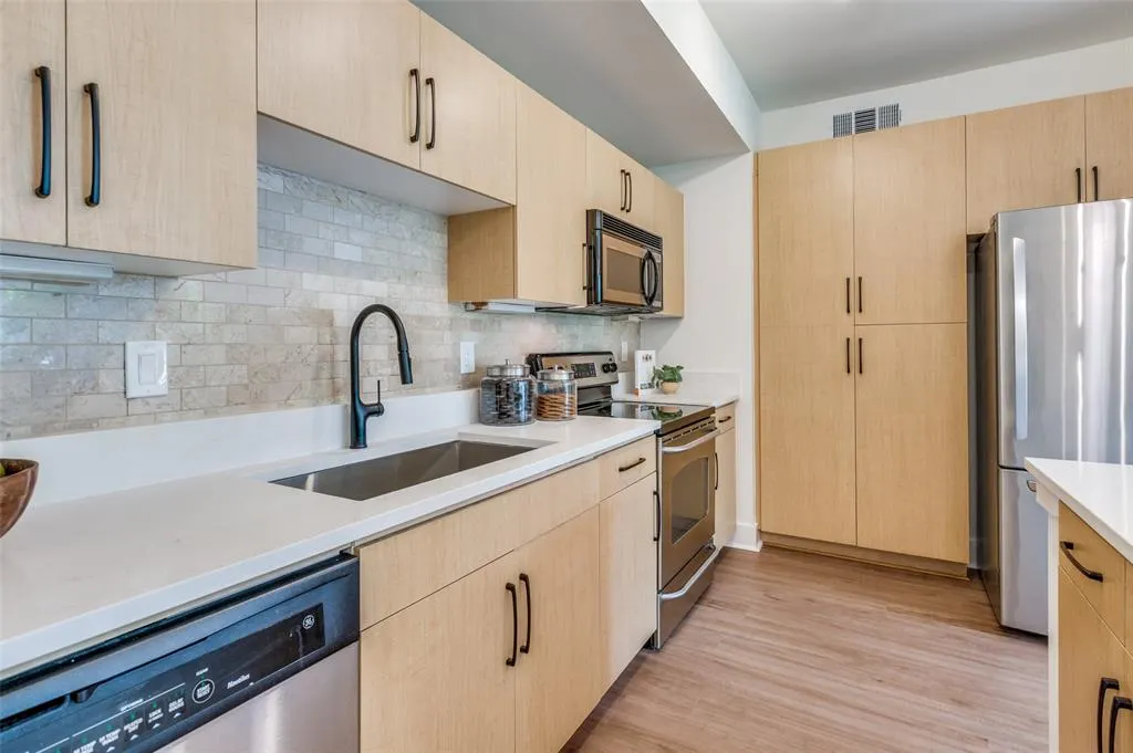 4605 Cedar Springs Road, #237