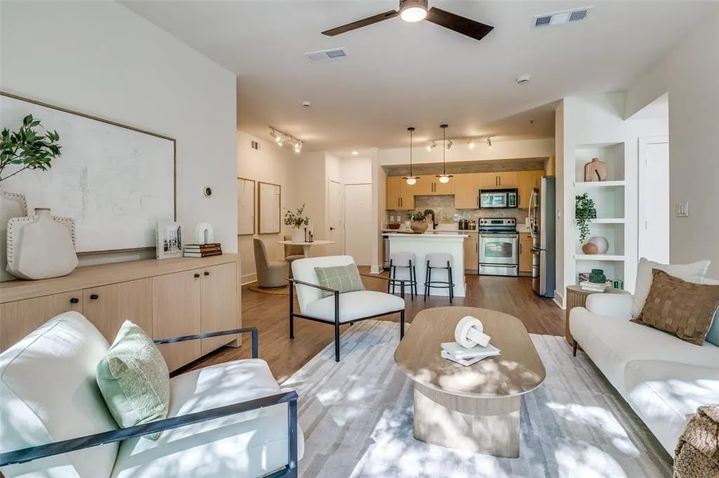 4605 Cedar Springs Road, #237