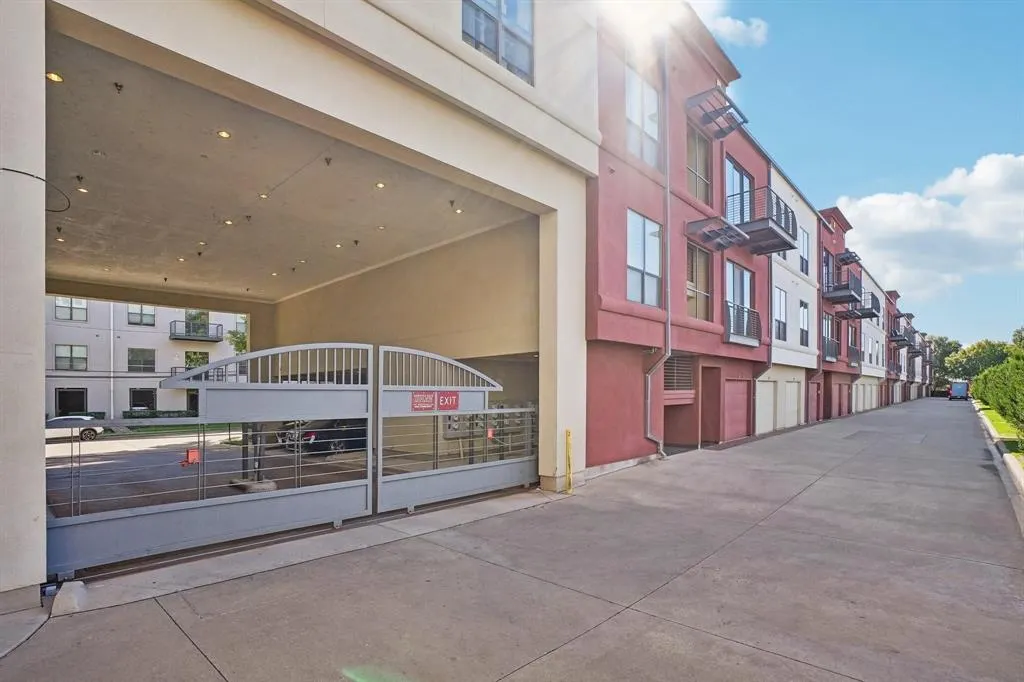4605 Cedar Springs Road, #237