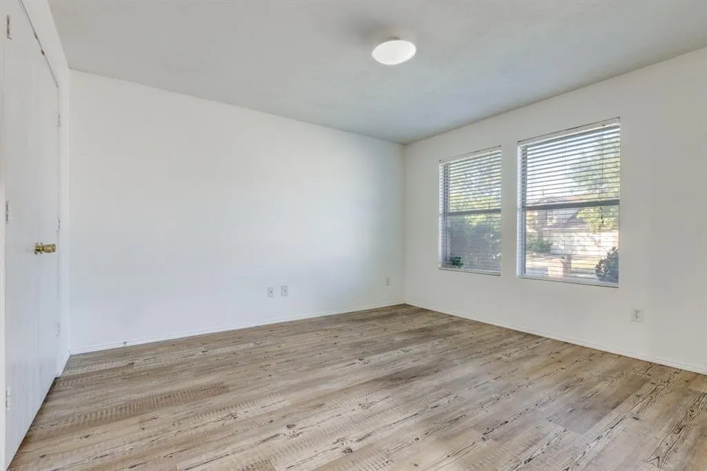 2705 Cedar Crest Drive