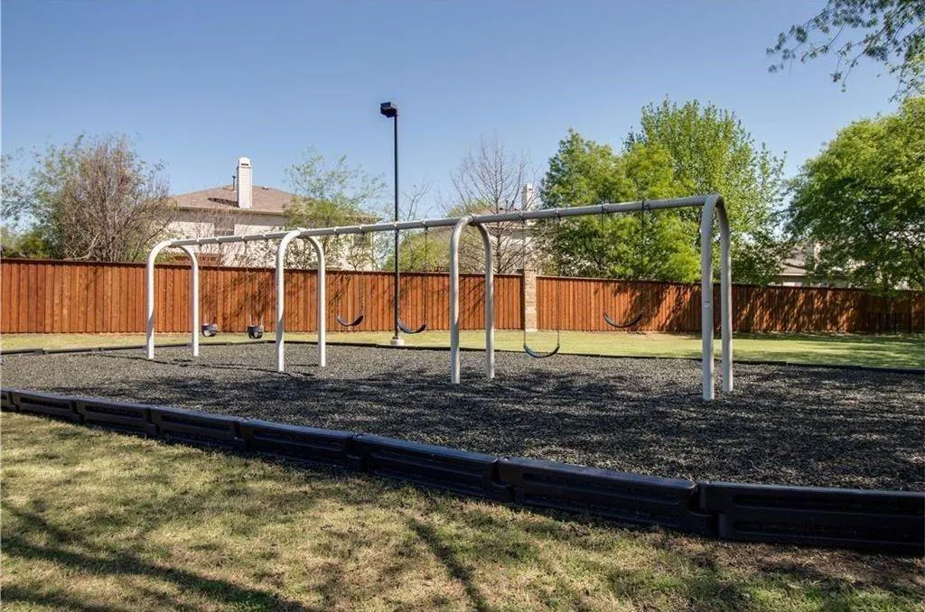 2705 Cedar Crest Drive