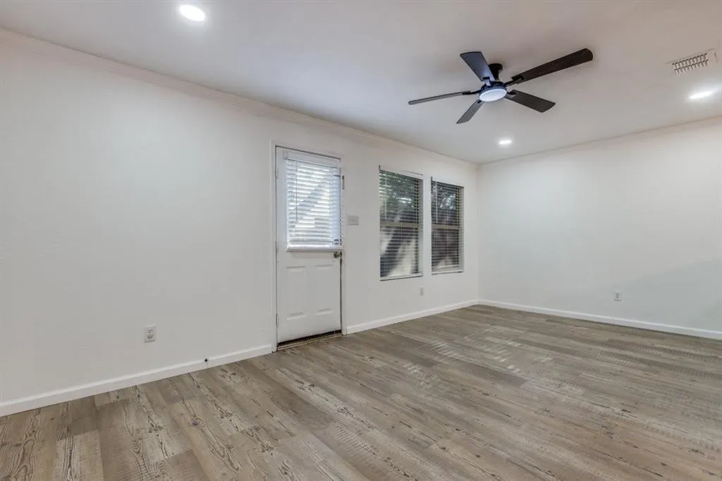 2705 Cedar Crest Drive